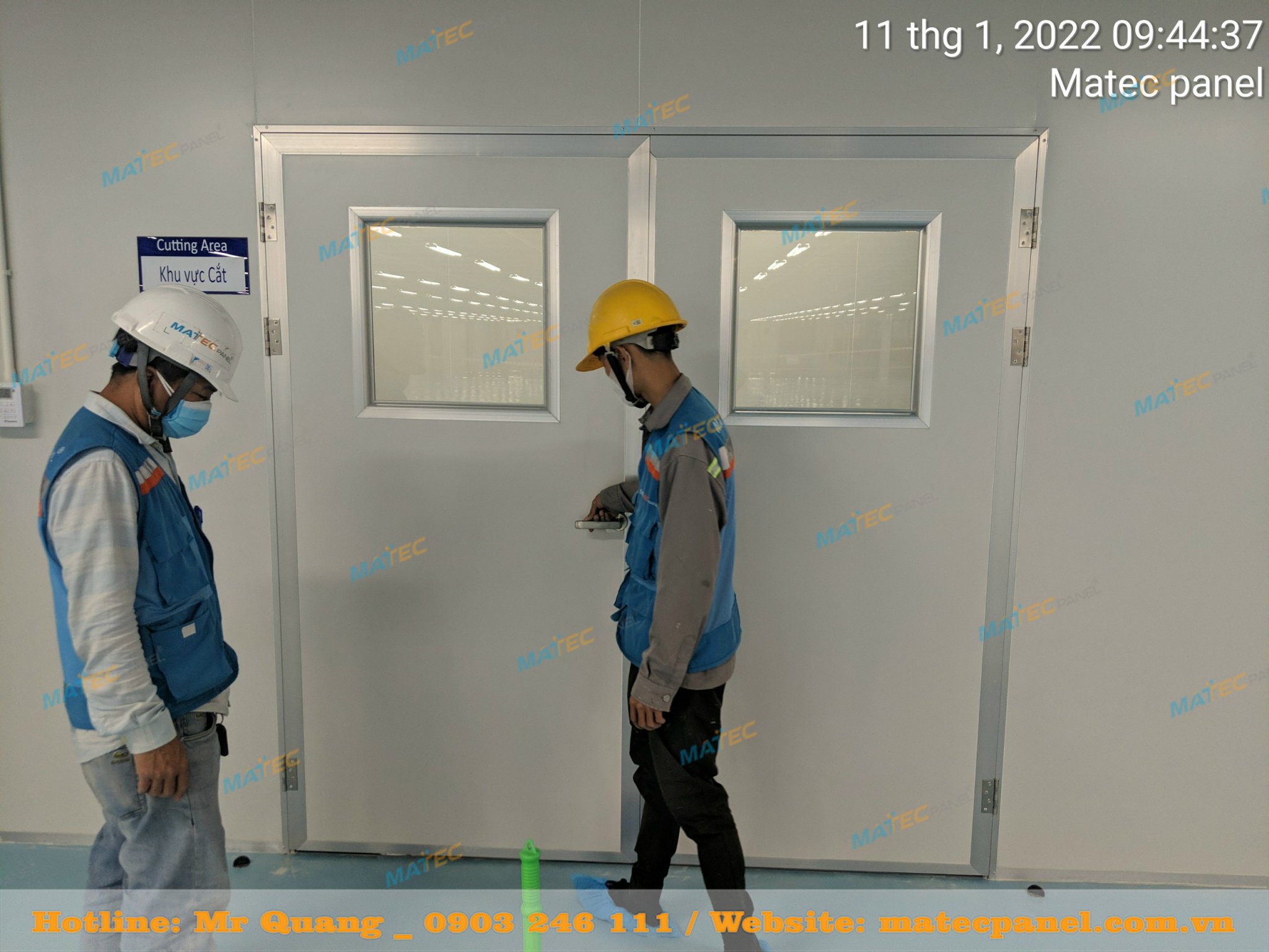 mua cửa panel eps gi&aacute; rẻ