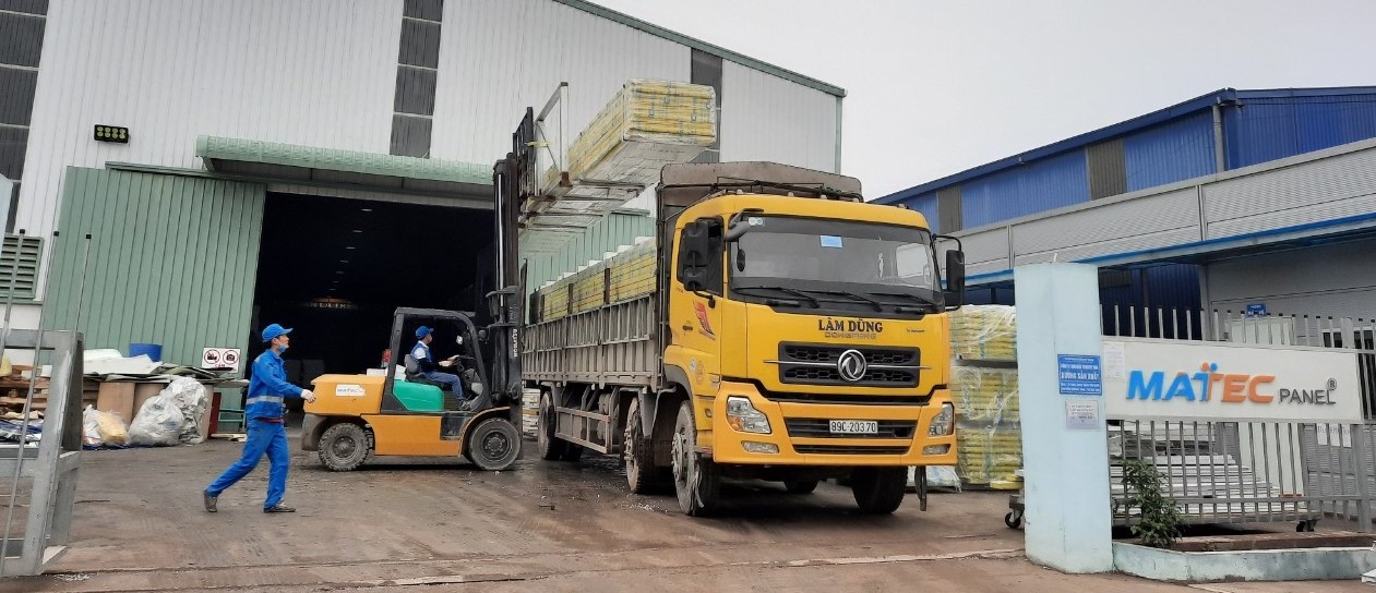 Nh&agrave; m&aacute;y MatecPanel Long An