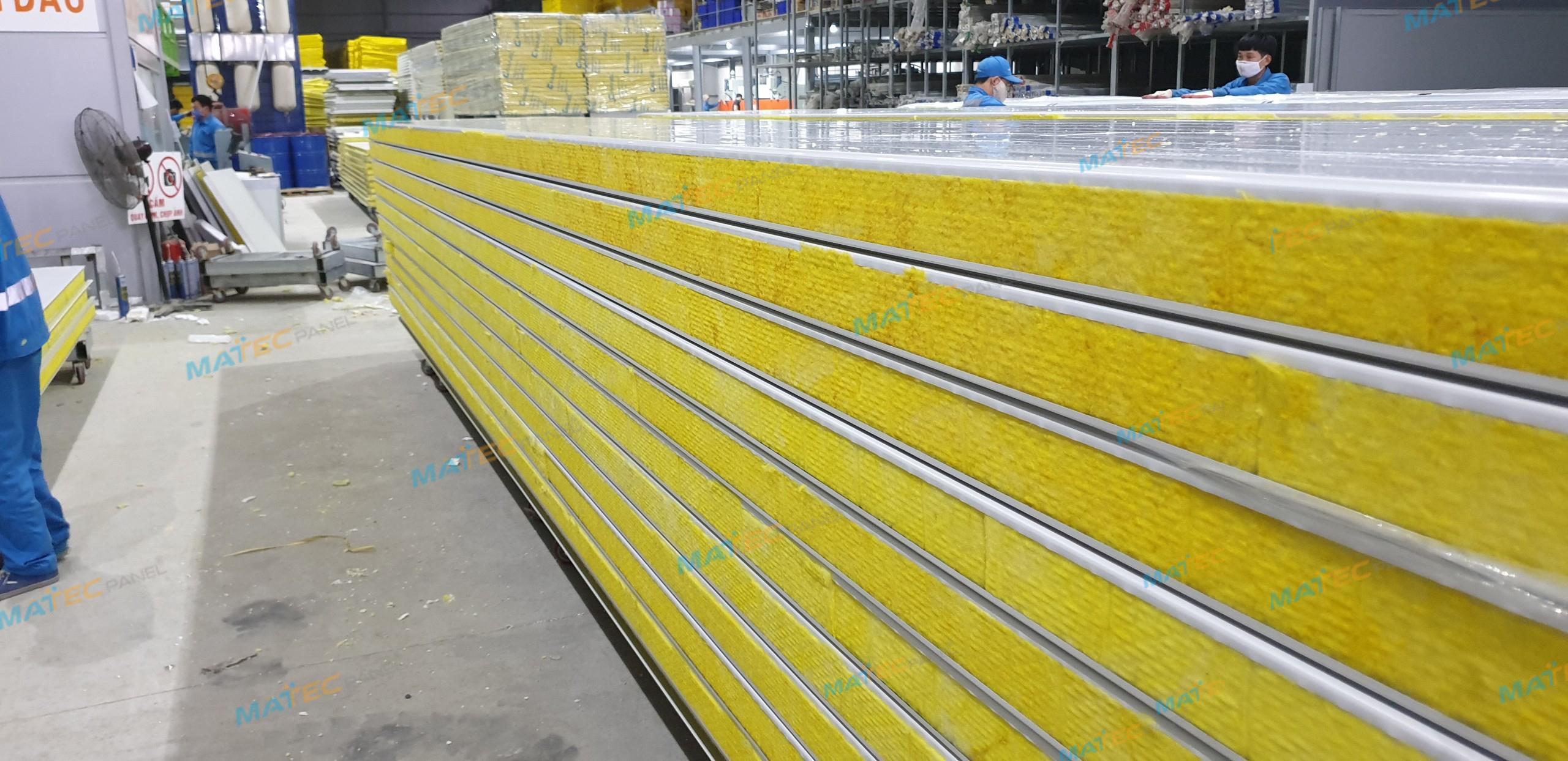 Panel bông thủy tinh có cấu tạp như thế nào?