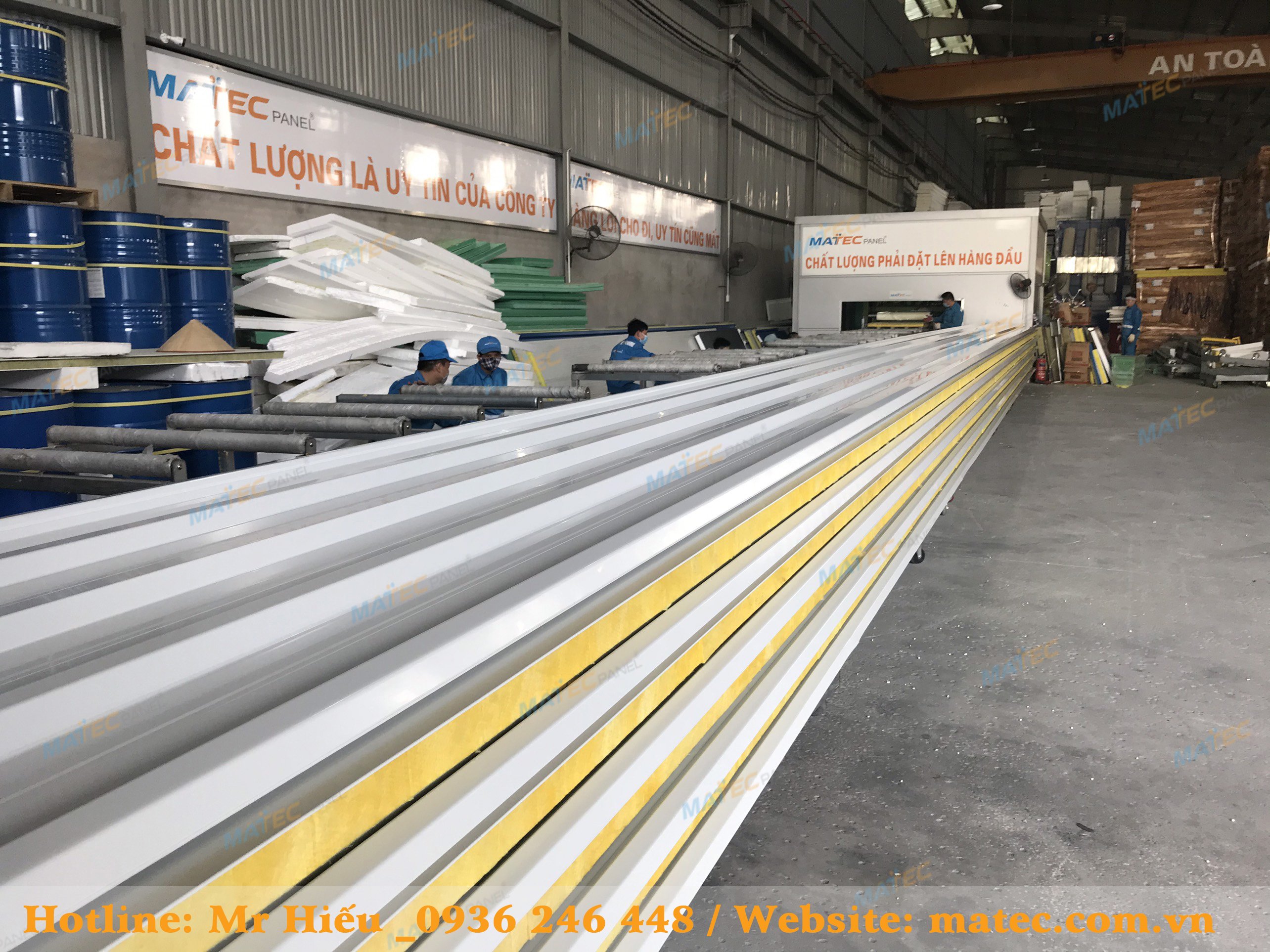 Tấm Panel c&aacute;ch nhiệt cho m&agrave;u sắc tươi s&aacute;ng