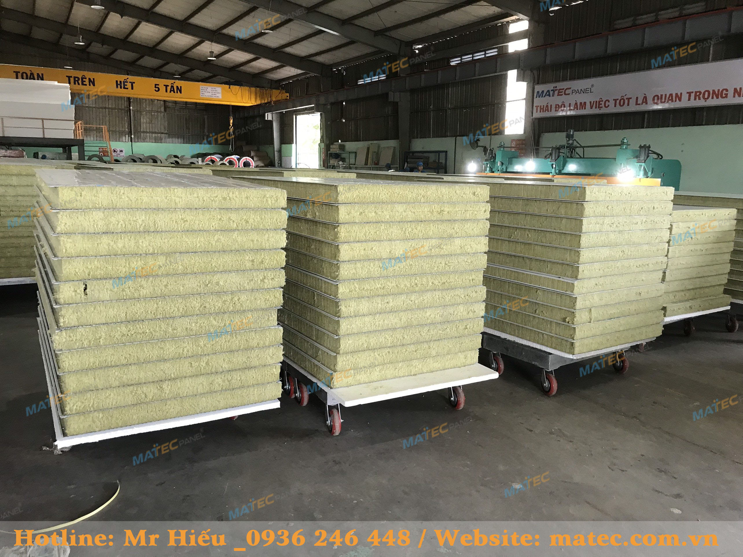 Cấu tạo của panel chống ch&aacute;y rockwoo