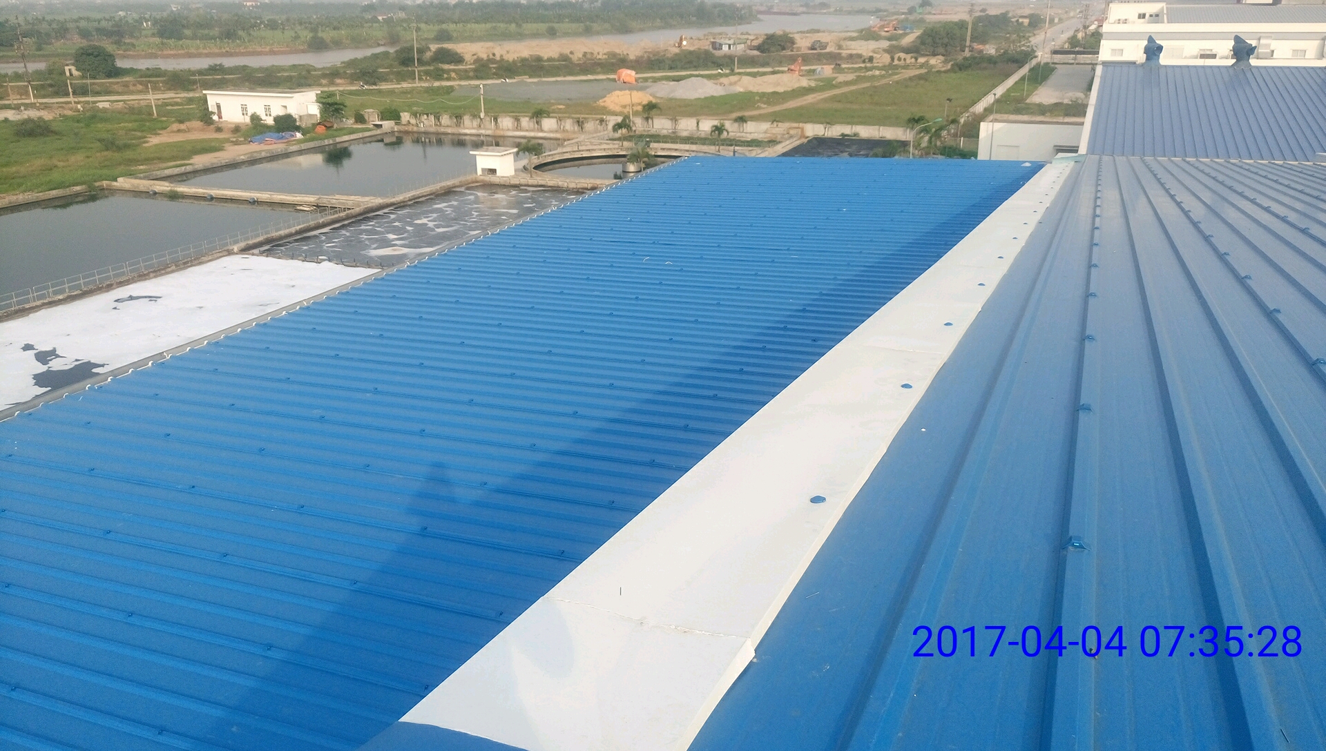 Tấm mái chống nóng bông khoáng cho công trình dân dụng