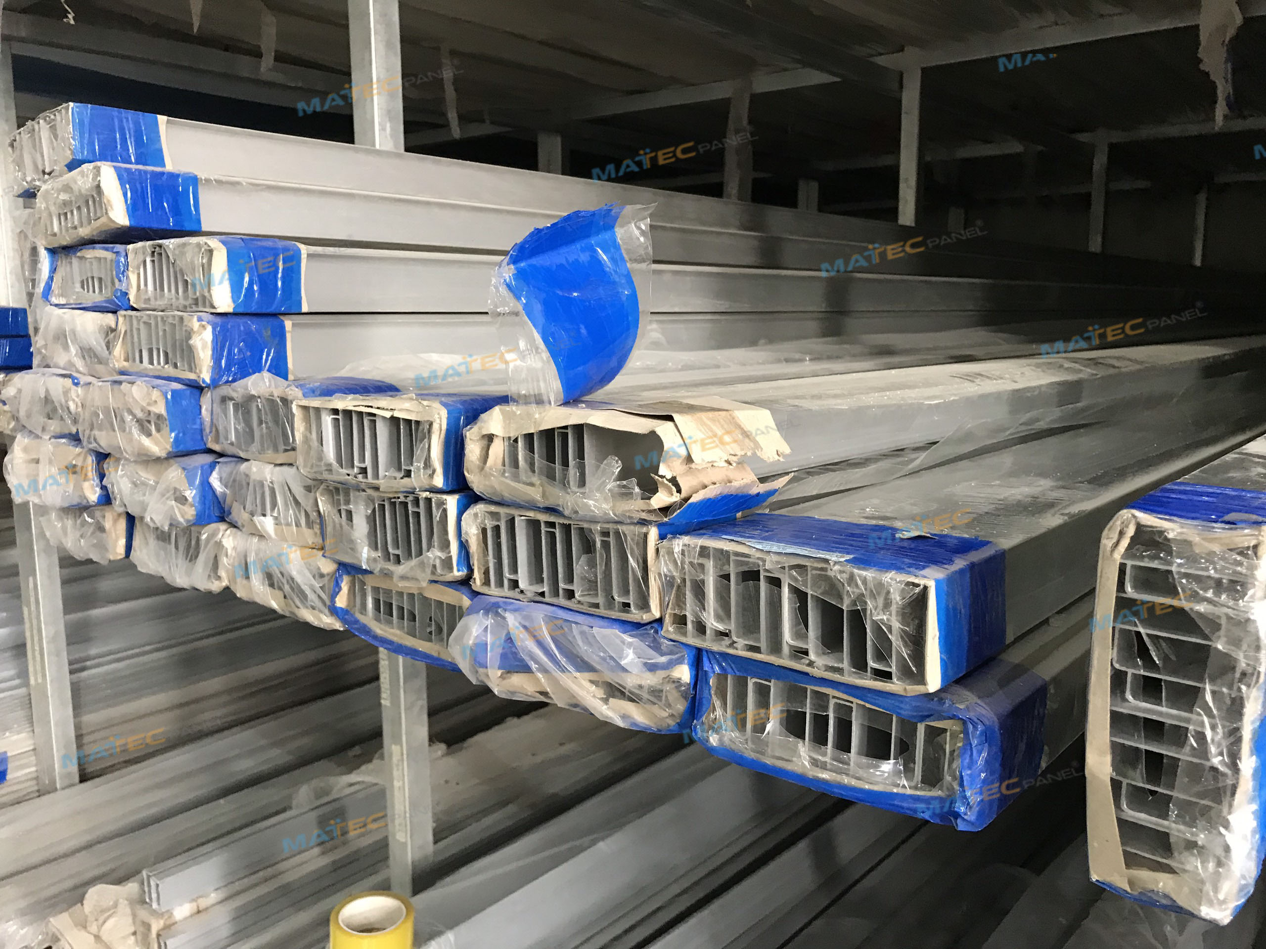 phụ kiện nh&ocirc;m panel chất lượng