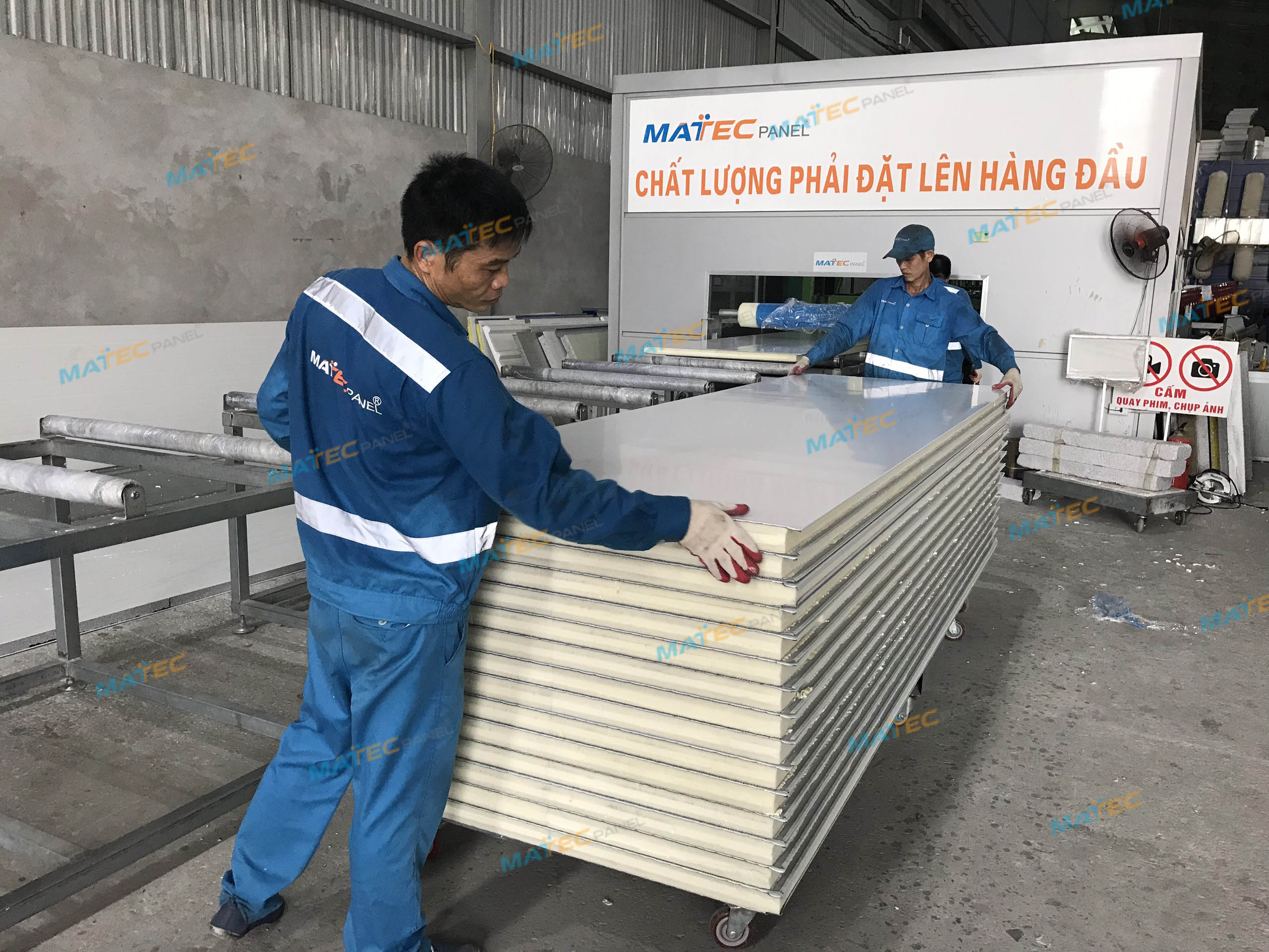 Panel PU – vật liệu chất lượng, linh hoạt cho mọi công trình